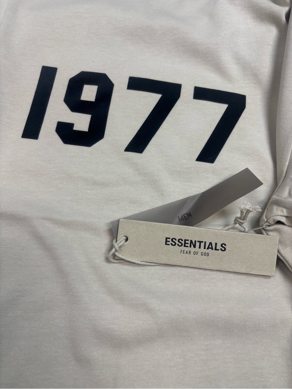SS22 fear of god essentials 1977 Wheat tee - Picture 3 of 4